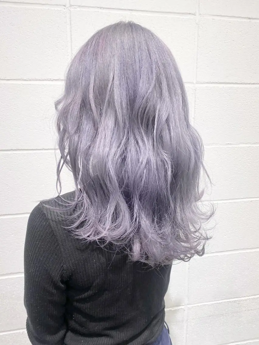 カラー サイレント美容師 アイリィのヘアスタイル