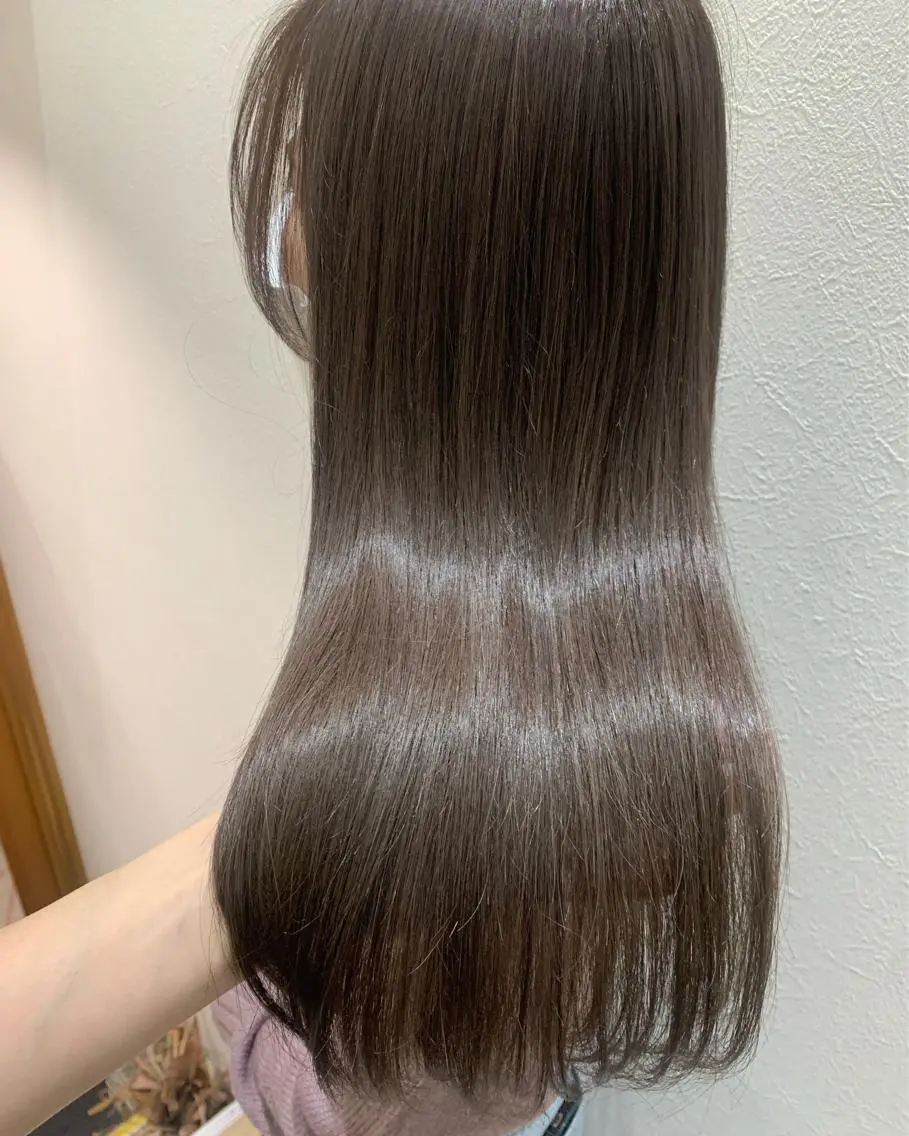 ロング カラー ブリーチ ショコラグレージュ グレージュ ブリーチなしカラー hubhair レイヤー/透明感のヘアスタイル