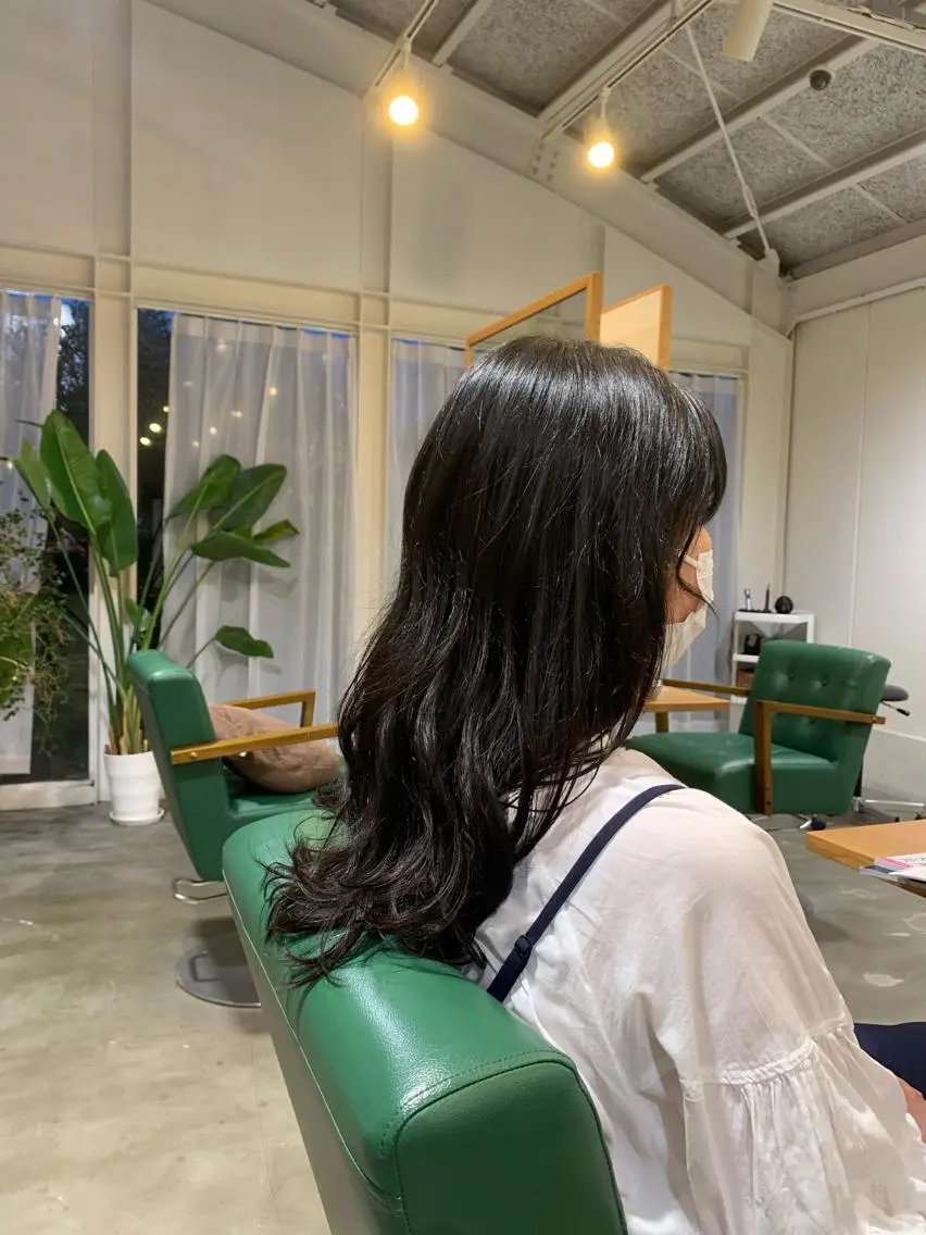 ロング レイヤーカット ローレイヤー 藤倉 翔平のヘアスタイル