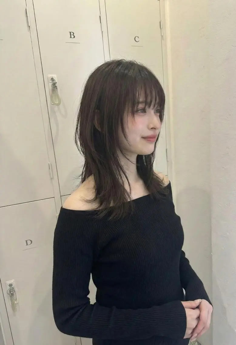 セミロング tre.甲子園口店/ レイヤーカットのヘアスタイル
