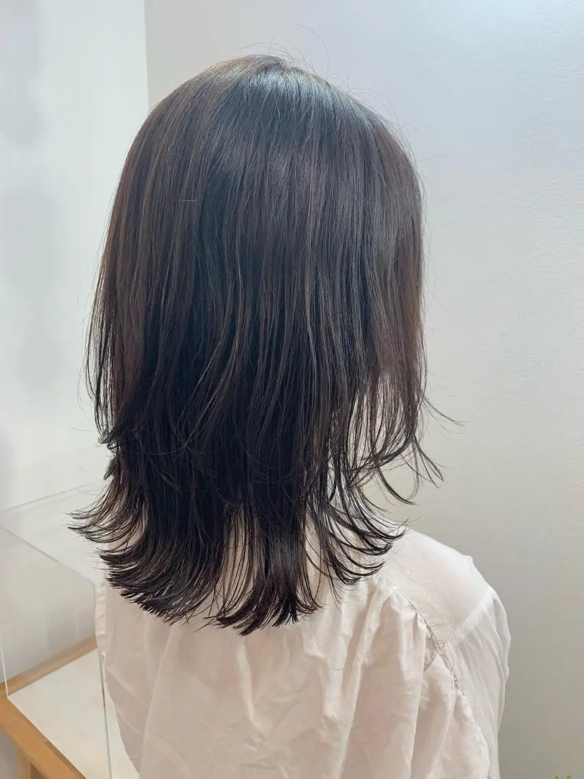 ミディアム レイヤーカット カット ヘアカラー トリートメント 顔まわりカット/金山 /大園芽依のヘアスタイル