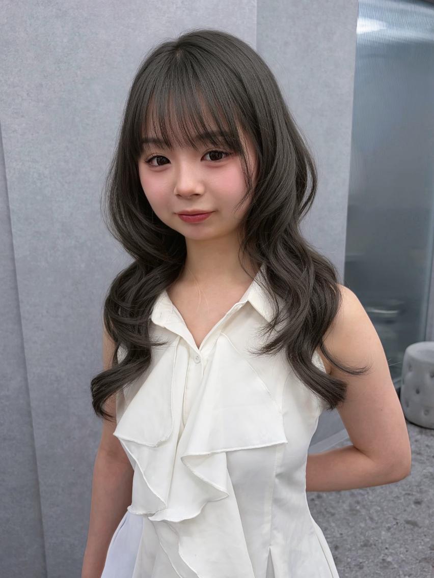 ロング カラー 透明感カラー オリーブカラー 韓国風ヘア レイヤーカット カット ヘアカラー トリートメント さや🍀/透明感 カラー/ヘアセットのヘアスタイル
