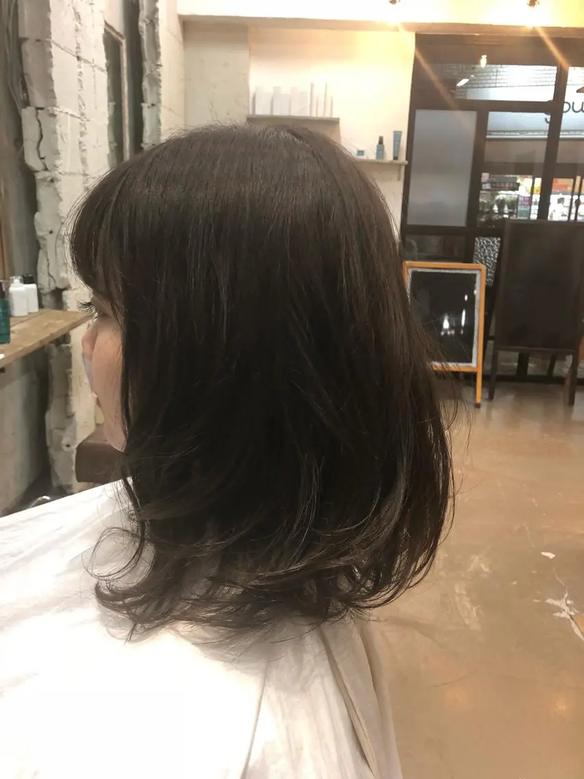 ミディアム カラー グレージュ イルミナカラー 桐原 竜也のヘアスタイル