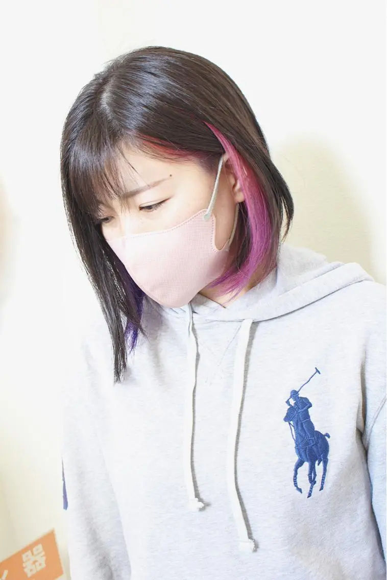 ショート カラー イヤリングカラー ピンクカラー パープルカラー ボブ ヘアカラー 土居 正季のヘアスタイル