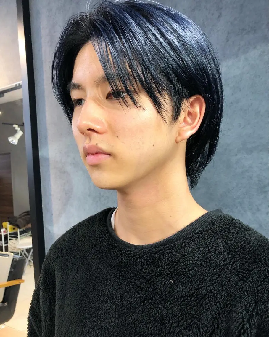 カラー ヘアアレンジ メンズ メンズブリーチ 黒髪 ブリーチ ブルーカラー ブルーブラック カット ヘアカラー トリートメント ヘアセット メンズ特化✂️栗原 侑也のヘアスタイル