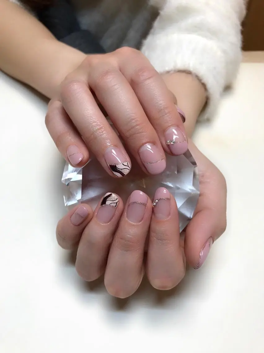 ネイル クリアネイル ハンドネイル 'mm  (ミリ) ＭＡＮＡＭＩのネイルデザイン