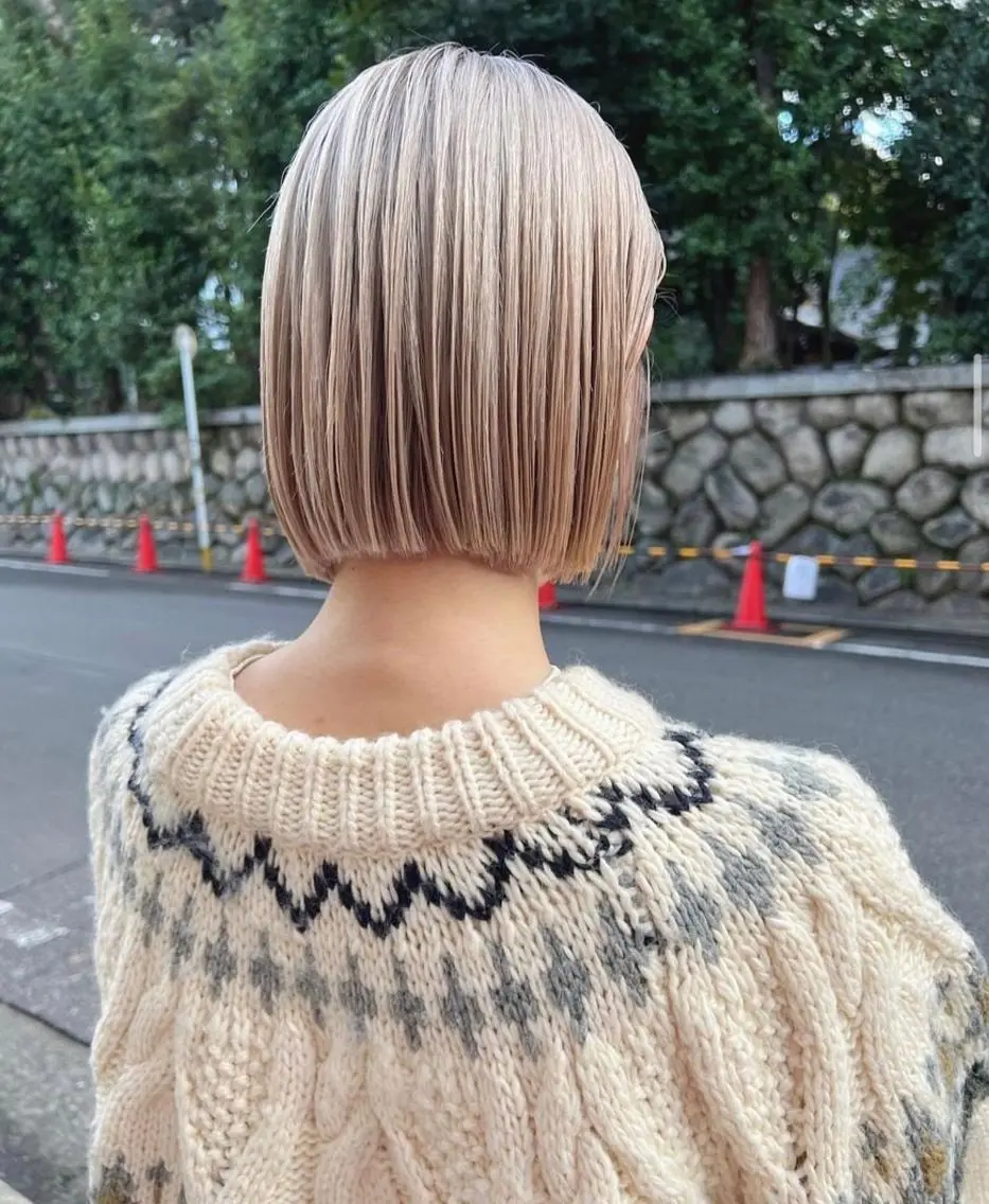 ショート ヘアカラー ボブ/ハイトーン YUIのヘアスタイル