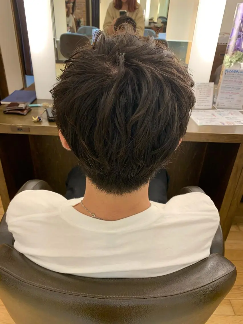 ショート パーマ 齊藤 衣梨佳のヘアスタイル
