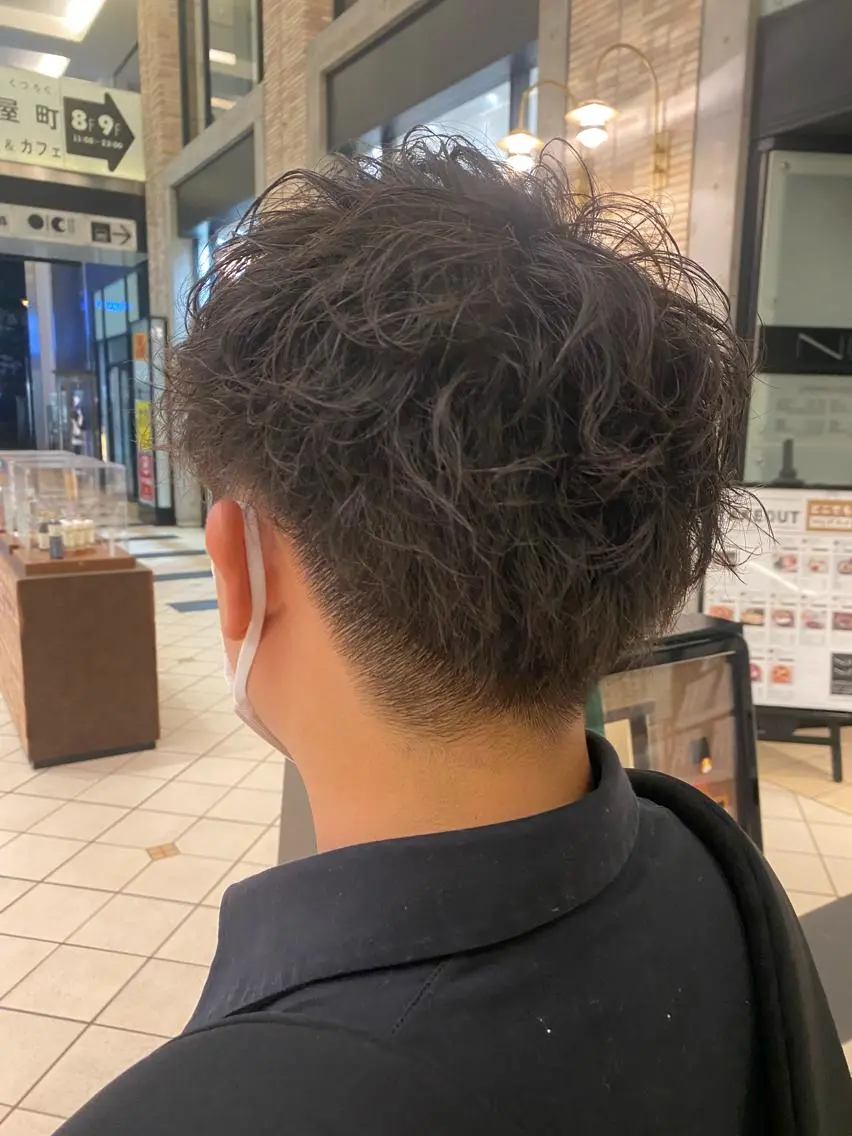 パーマ メンズ unopulir 景山 凌のヘアスタイル