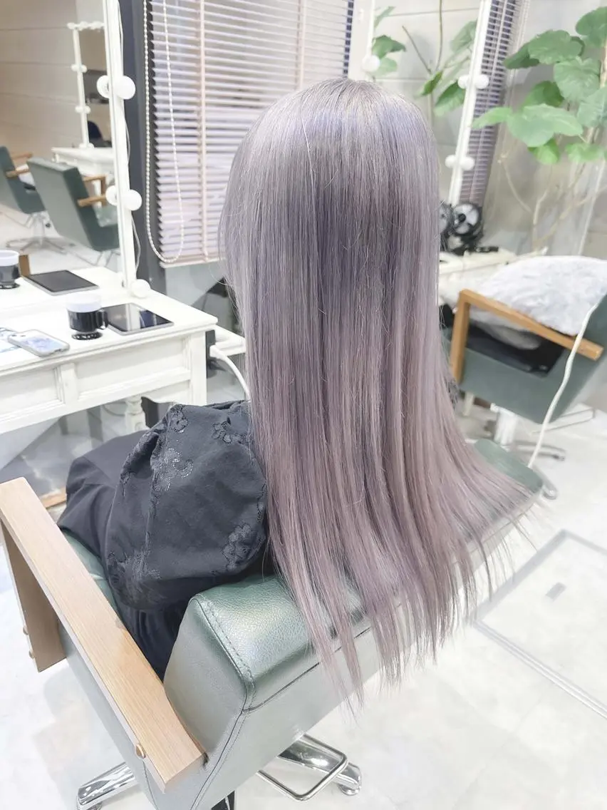ロング カラー ヘアアレンジ ブリーチ ケアブリーチ 透明感カラー デザインカラー ハイトーンカラー Days 透明感カラーのヘアスタイル