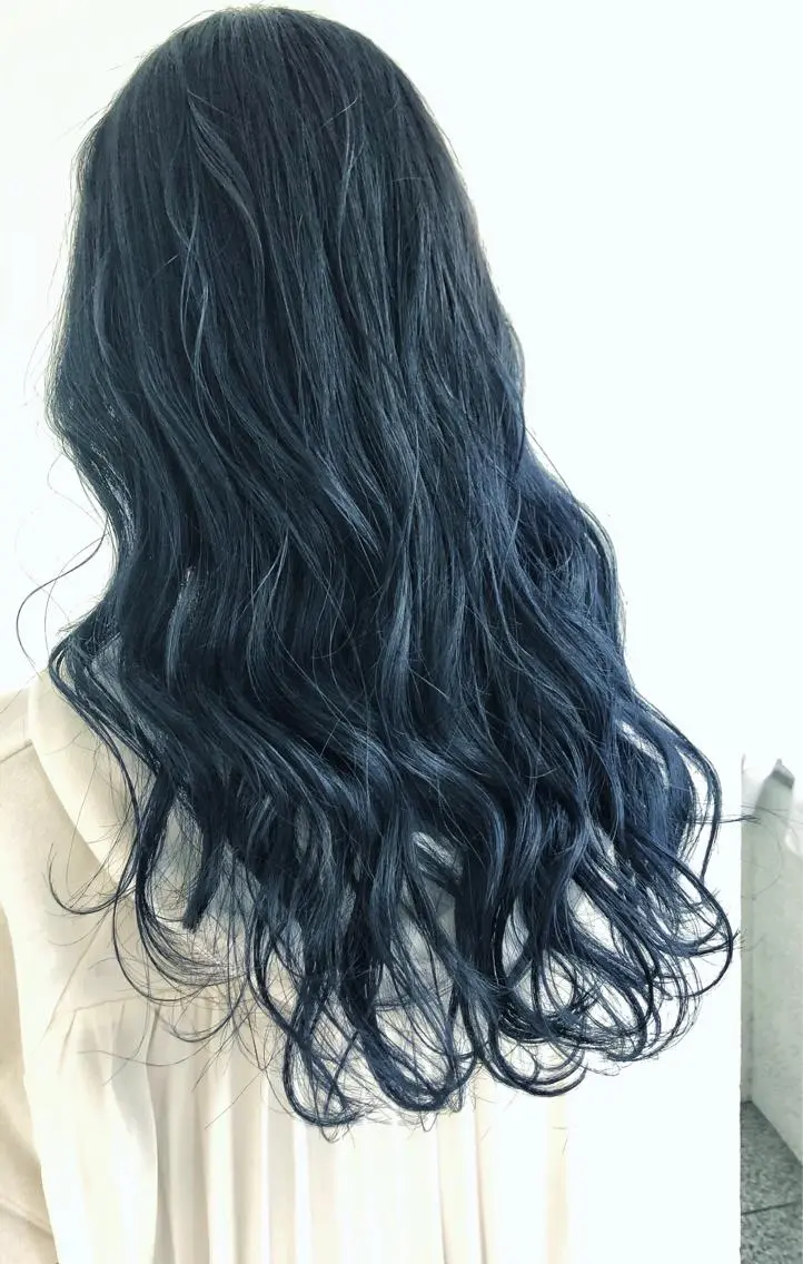 ロング カラー アディクシーカラー ブルーカラー 日高 香織のヘアスタイル