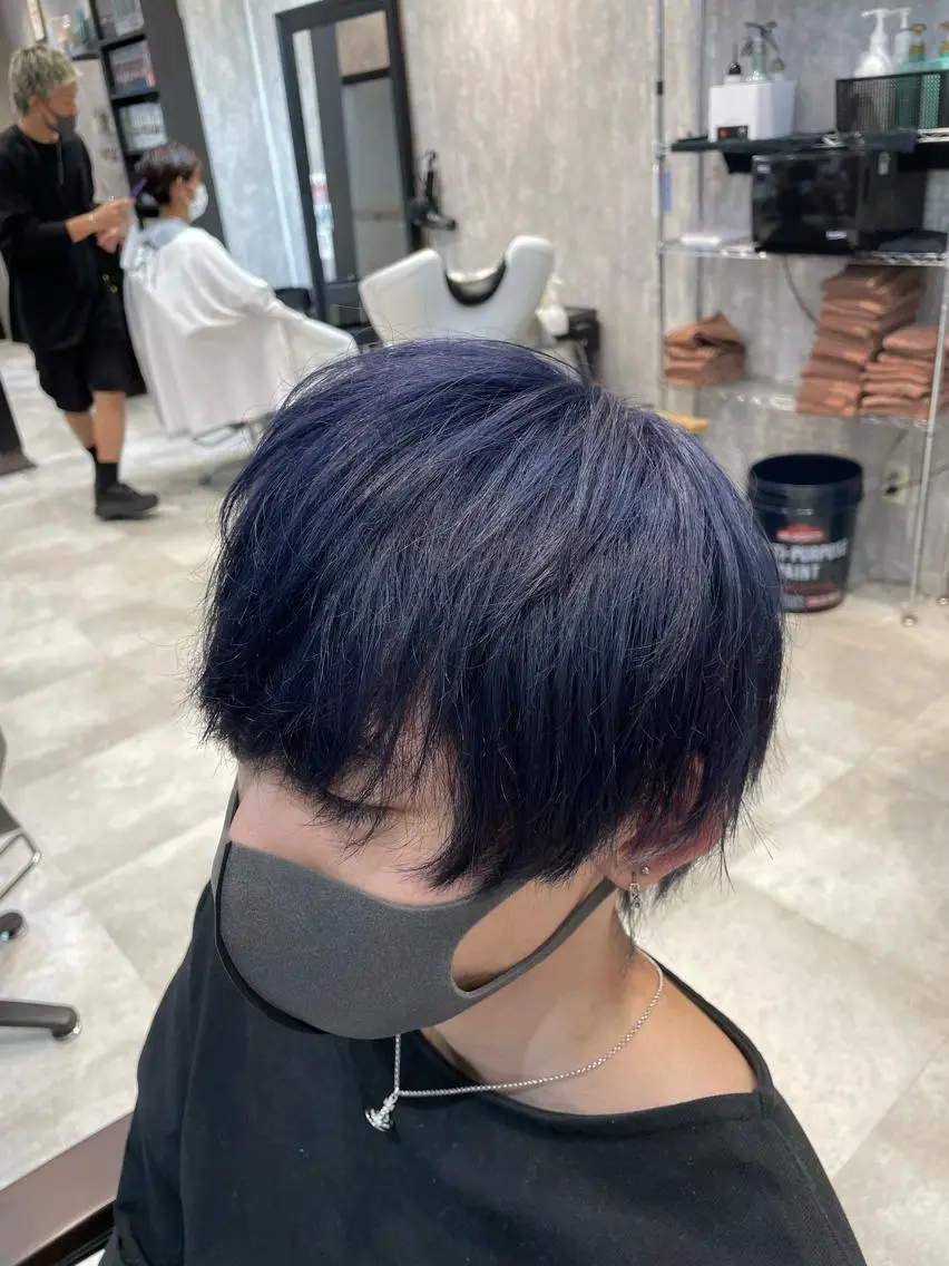 ショート カラー パーマ メンズ ブルーカラー 🔥メンズ超特化🔥 青木海斗のヘアスタイル
