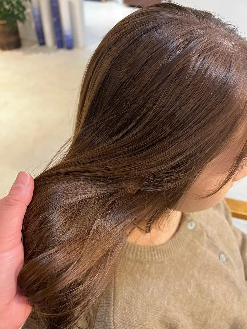 ロング カラー ベージュカラー ブリーチ ブリーチなしカラー オリーブベージュ 🤍中野 レオ🤍のヘアスタイル