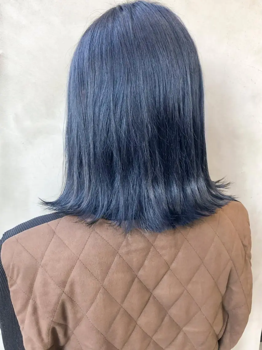 カラー ネイビーカラー ショート・ボブ 徳竹淳一のヘアスタイル