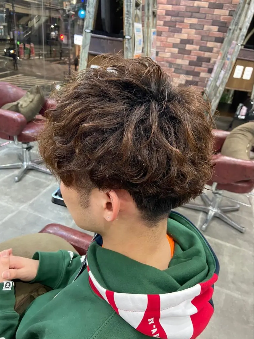 パーマ メンズ メンズ特化 井手伸哉のヘアスタイル