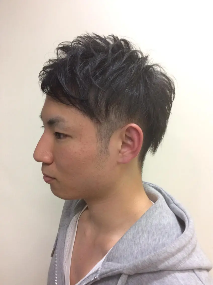 メンズ パーマ職人👏 岡田佳樹のヘアスタイル
