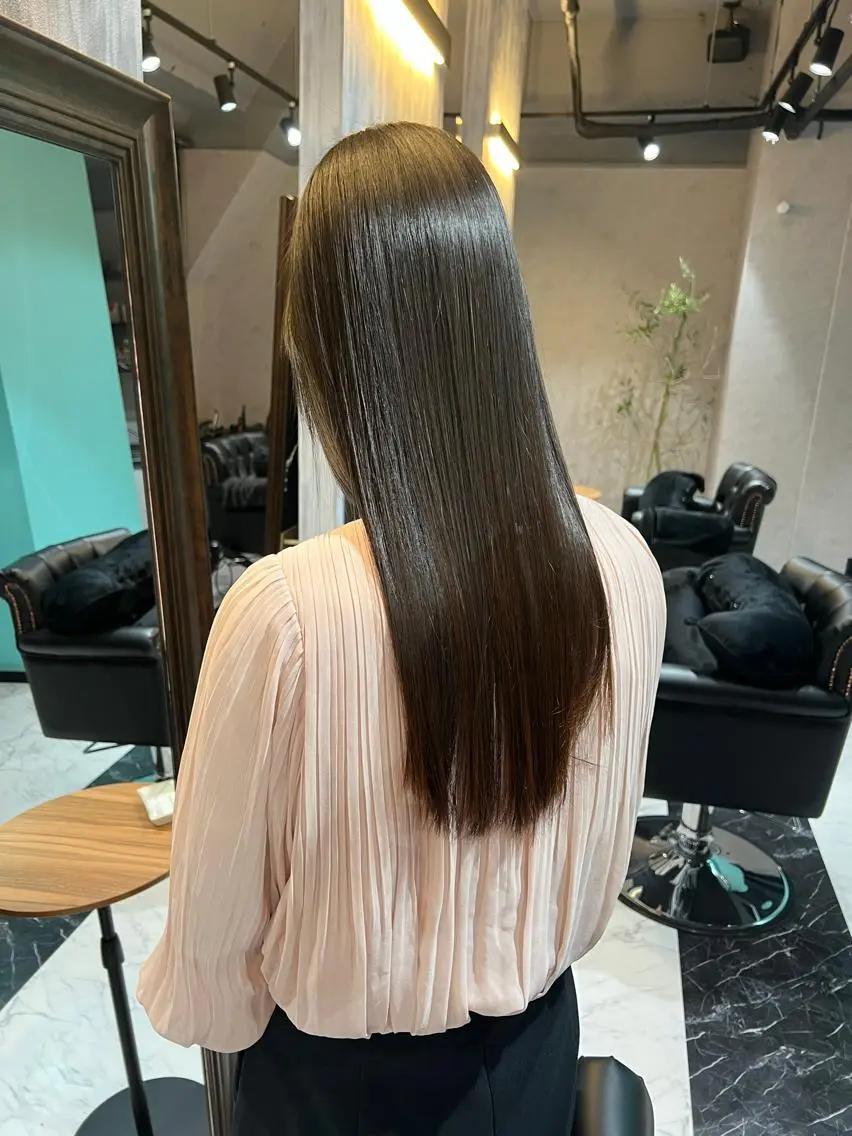 ロング 髪質改善 縮毛矯正 成田 和樹のヘアスタイル