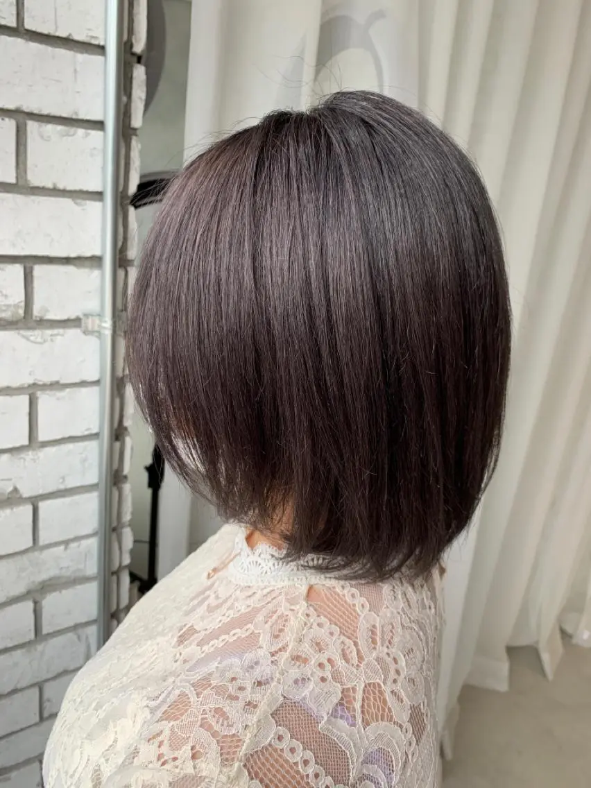 ショート カラー グレージュ LUXBE LUCEのヘアスタイル