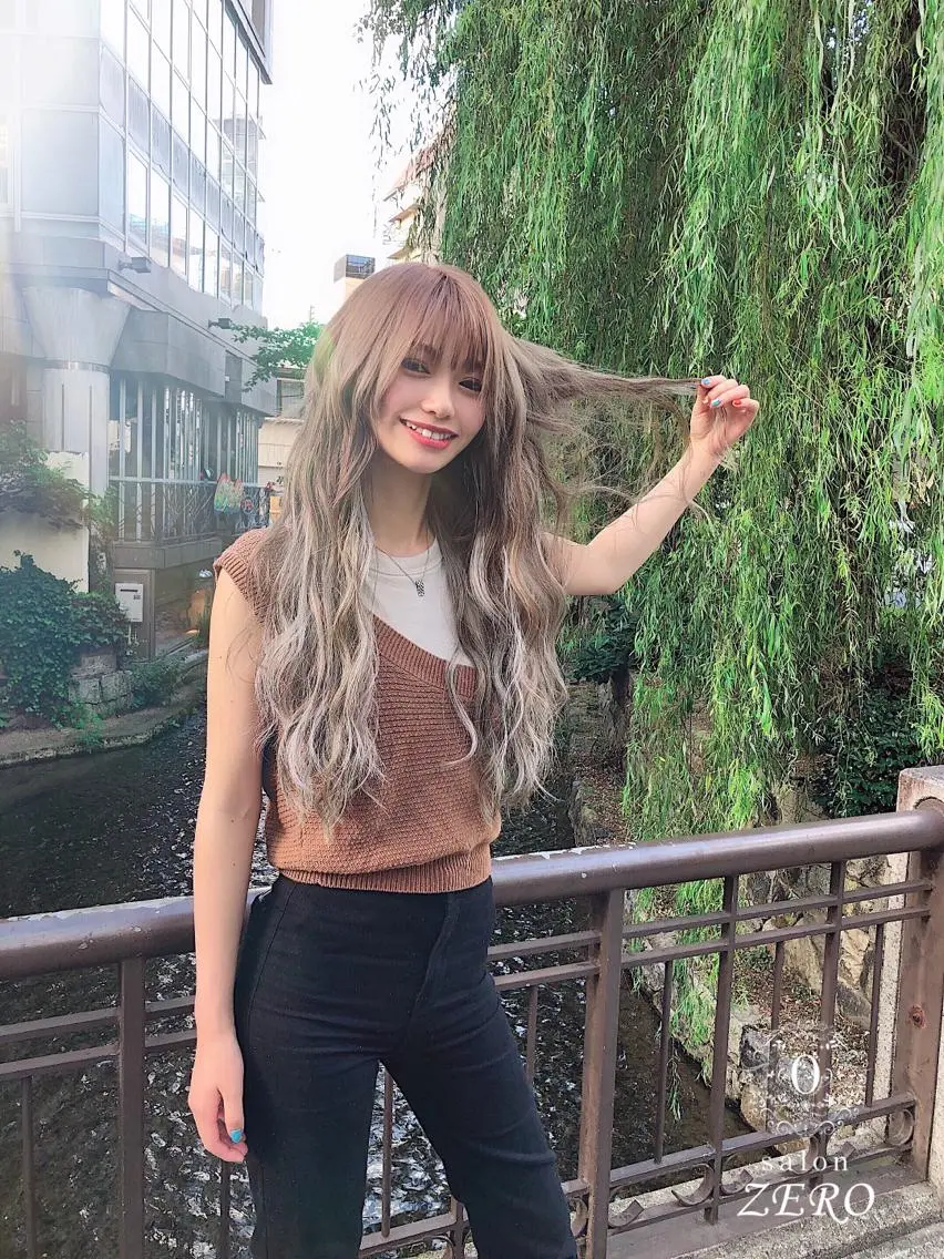 ロング カラー ヘアアレンジ Hair Make Salon ZEROのヘアスタイル