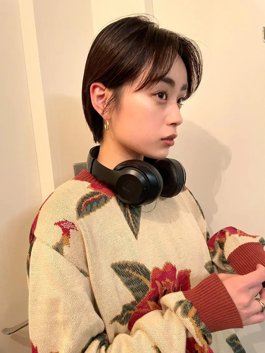 ショート かきあげバング ショートヘア コスメパーマ 佐藤　諒のヘアスタイル