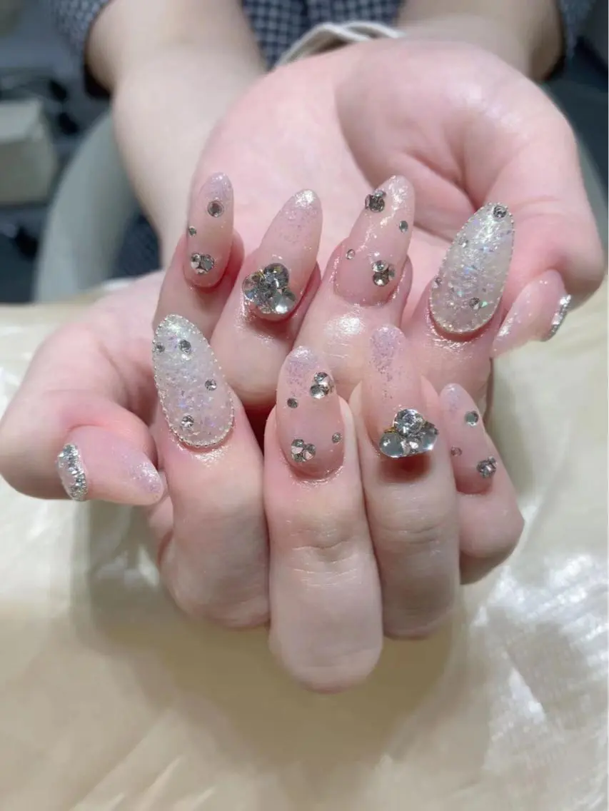 ネイル ハンドネイル Queens ciciのネイルデザイン