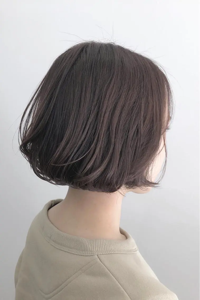 ショート カラー バレイヤージュ ダブルカラー グラデーションカラー ハイライトカラー ハイトーンカラー LadyBeetle 山本泰史のヘアスタイル
