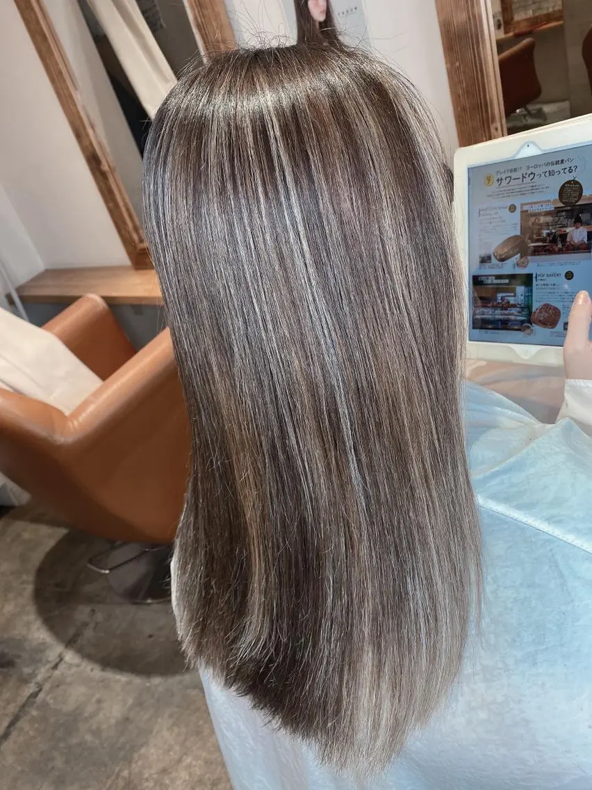 ロング カラー カット ヘアカラー トリートメント 髪質改善×矯正🫧 韓国ヘアasamiのヘアスタイル