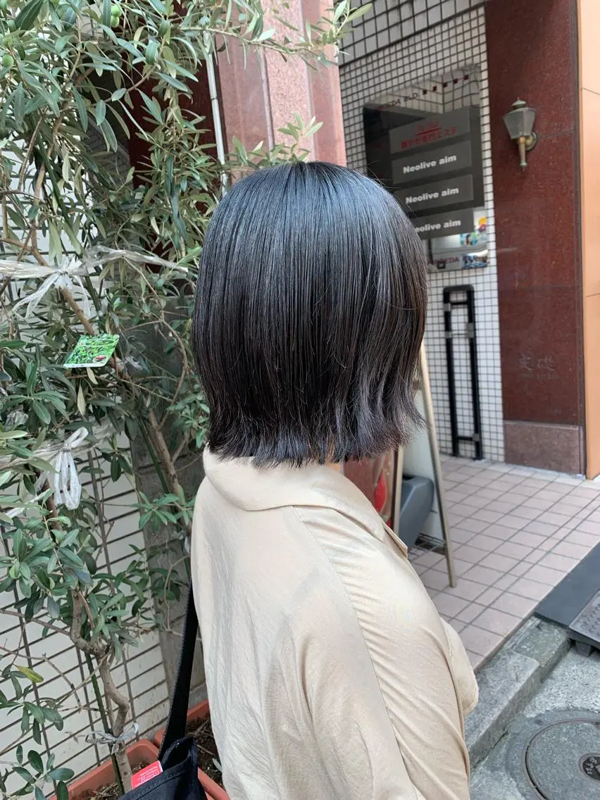 ミディアム ボブ 🫧透明感カラー/ ボブ/小笠原汐海🪽のヘアスタイル