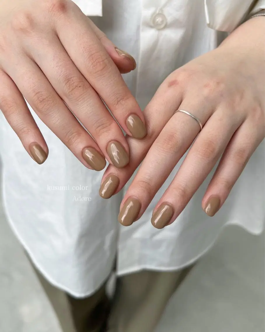 ネイル オフィスネイル ワンカラーネイル 夏ネイル ハンドネイル Nail Adore.のネイルデザイン