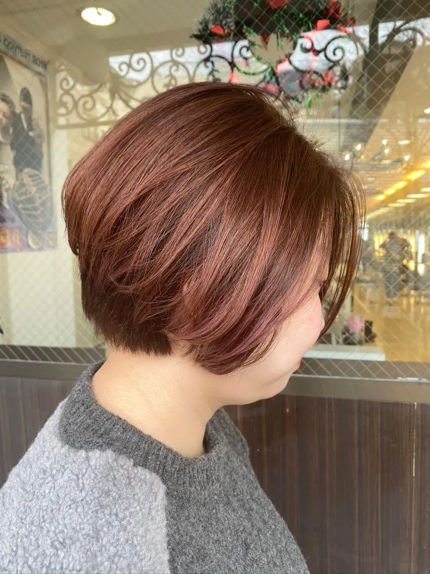 ショート ショートヘア 小顔カット 女性目線でつくる ボブ縮毛矯正のヘアスタイル