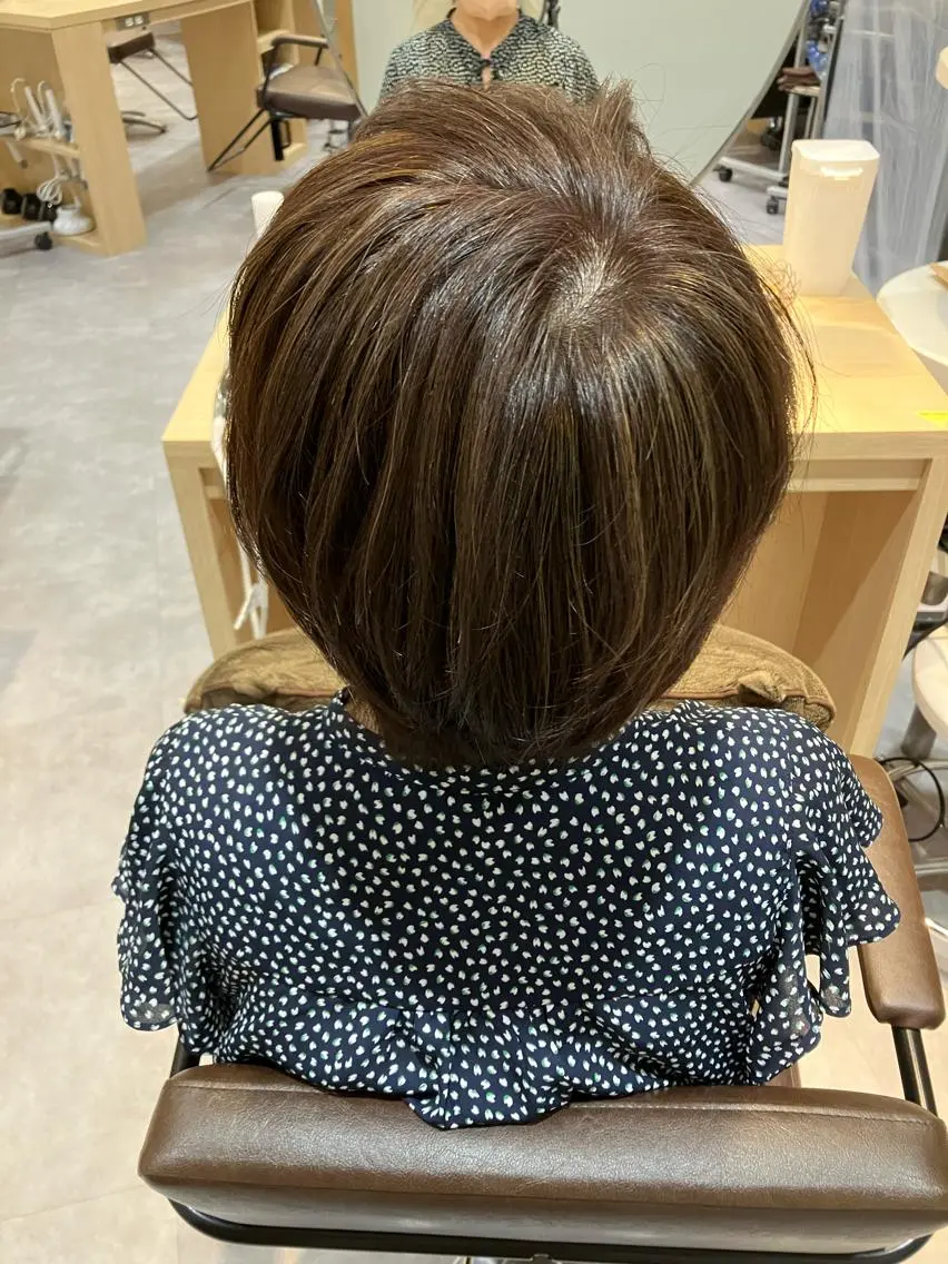 ショート カラー ハイライトカラー ハイライト 小顔似合わせカット/ レイヤー/maiのヘアスタイル