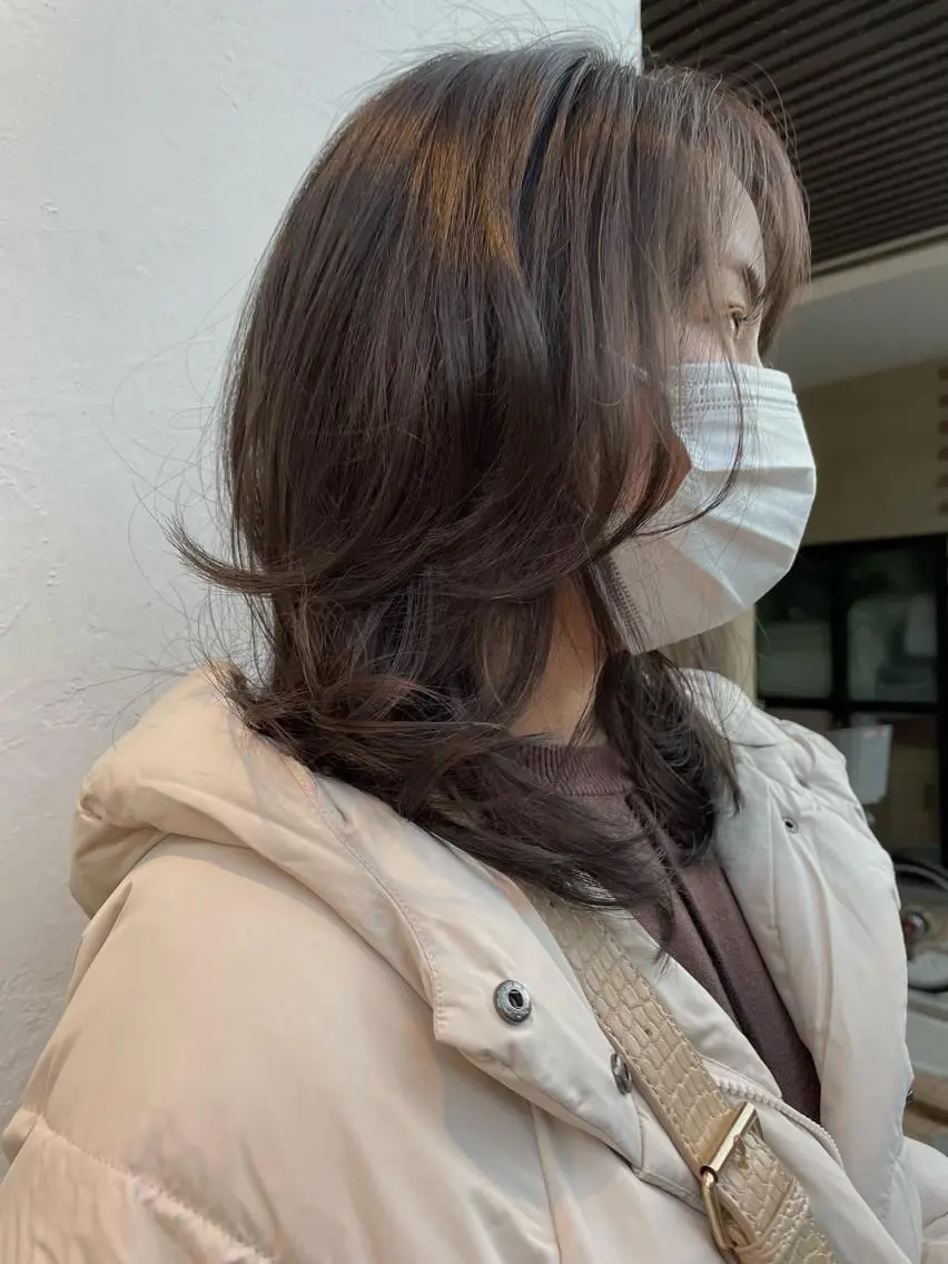 セミロング カラー ヘアカラー KYOKA .のヘアスタイル