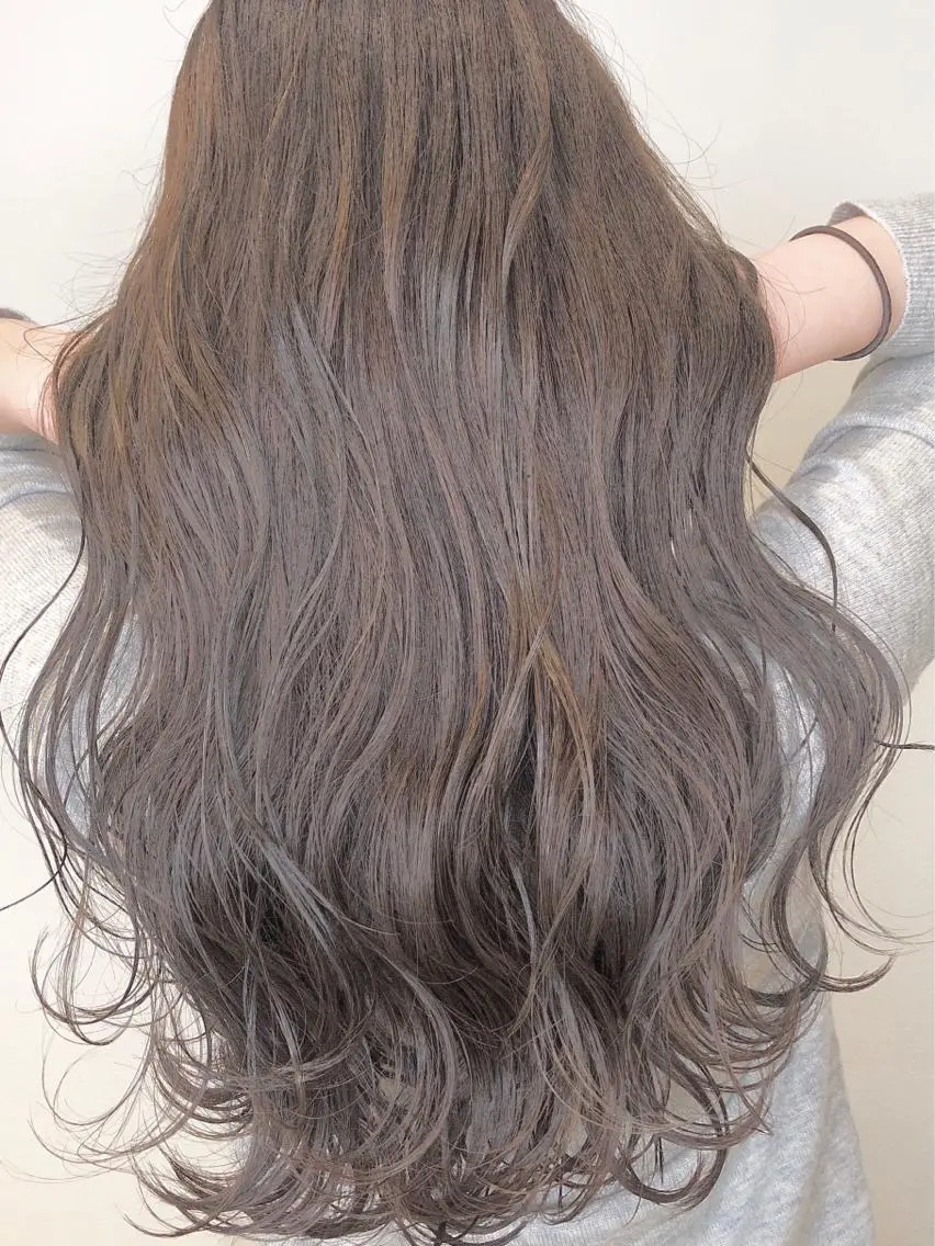 ロング BRIDGE あきらのヘアスタイル