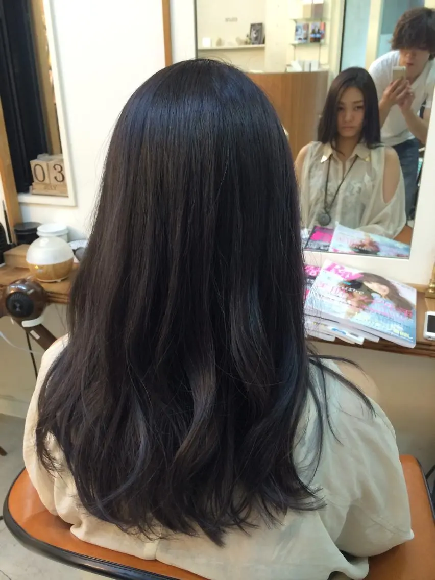カラー グラデーションカラー バイオレットカラー エクステ(レミー毛) NINEのヘアスタイル