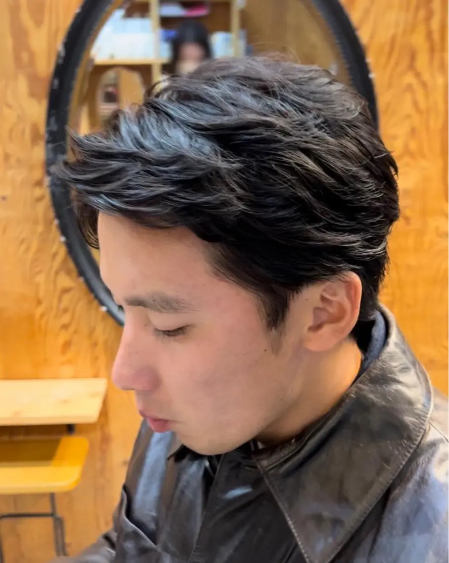 パーマ メンズ メンズパーマ 刈り上げ moe .のヘアスタイル