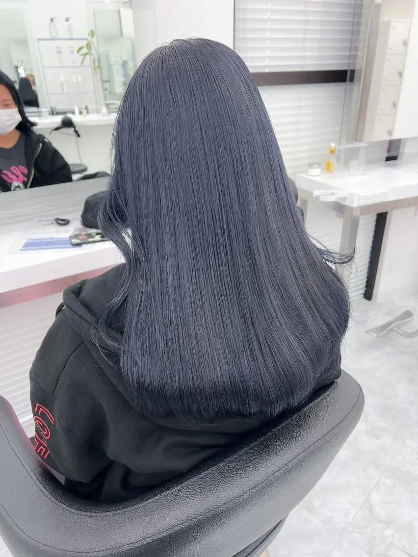 ロング 赤み消し🌿 透明感カラー🫧のヘアスタイル