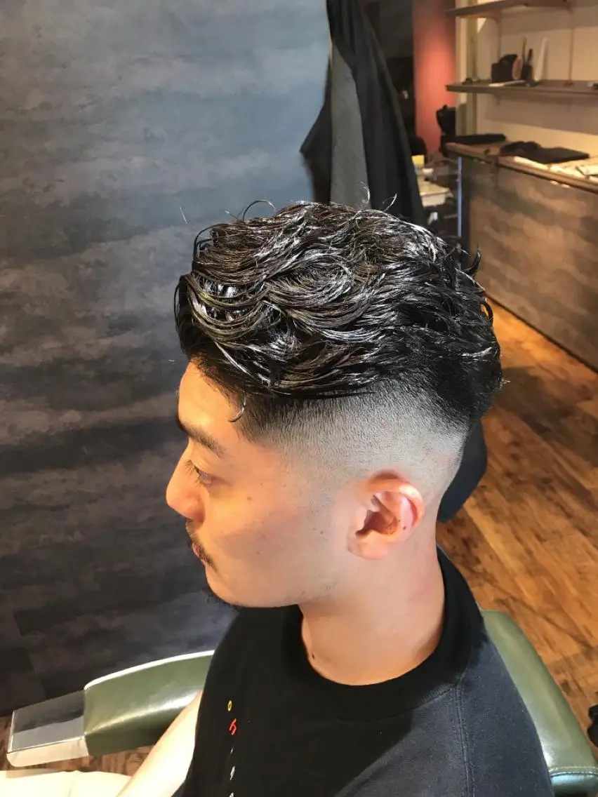ショート メンズ フェードカット スキンフェード カット 代表スタイリスト 直田 洋人のヘアスタイル