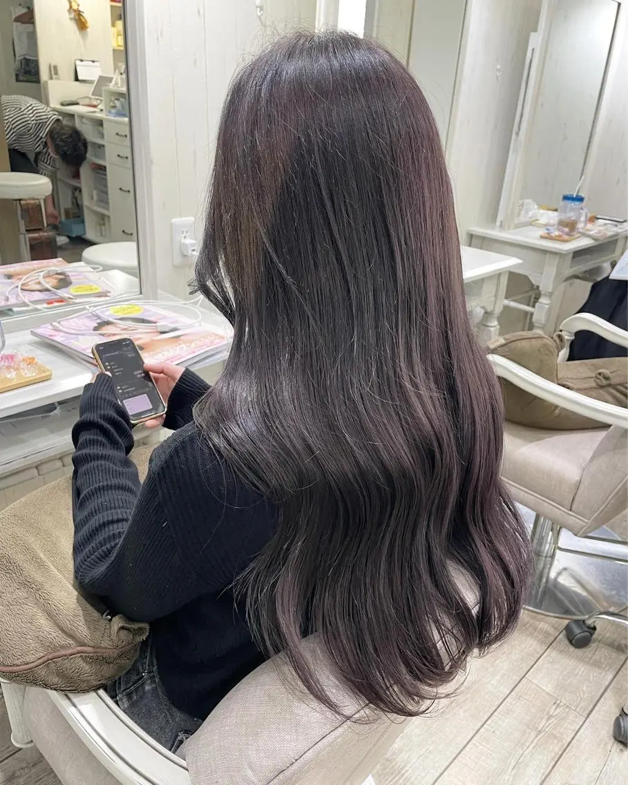 ロング ネモトメイナ🌿 今月末で退職しますのヘアスタイル