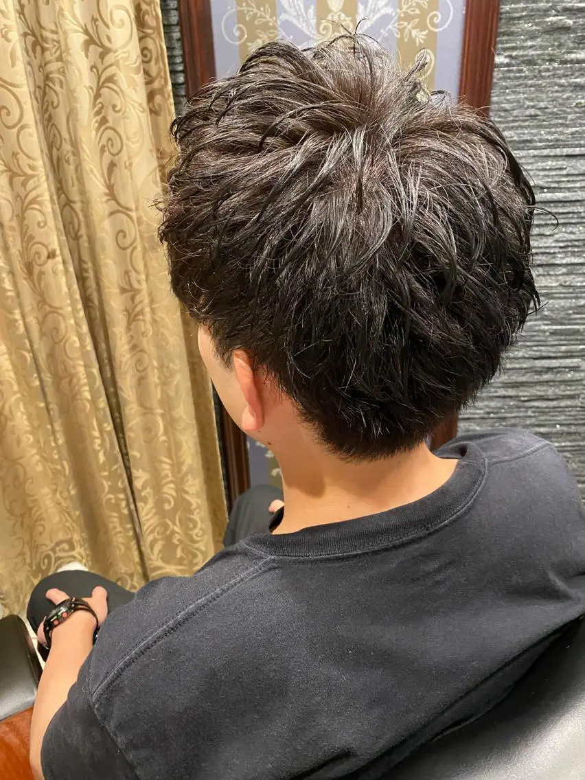 ミディアム メンズ 岡本 宗士のヘアスタイル
