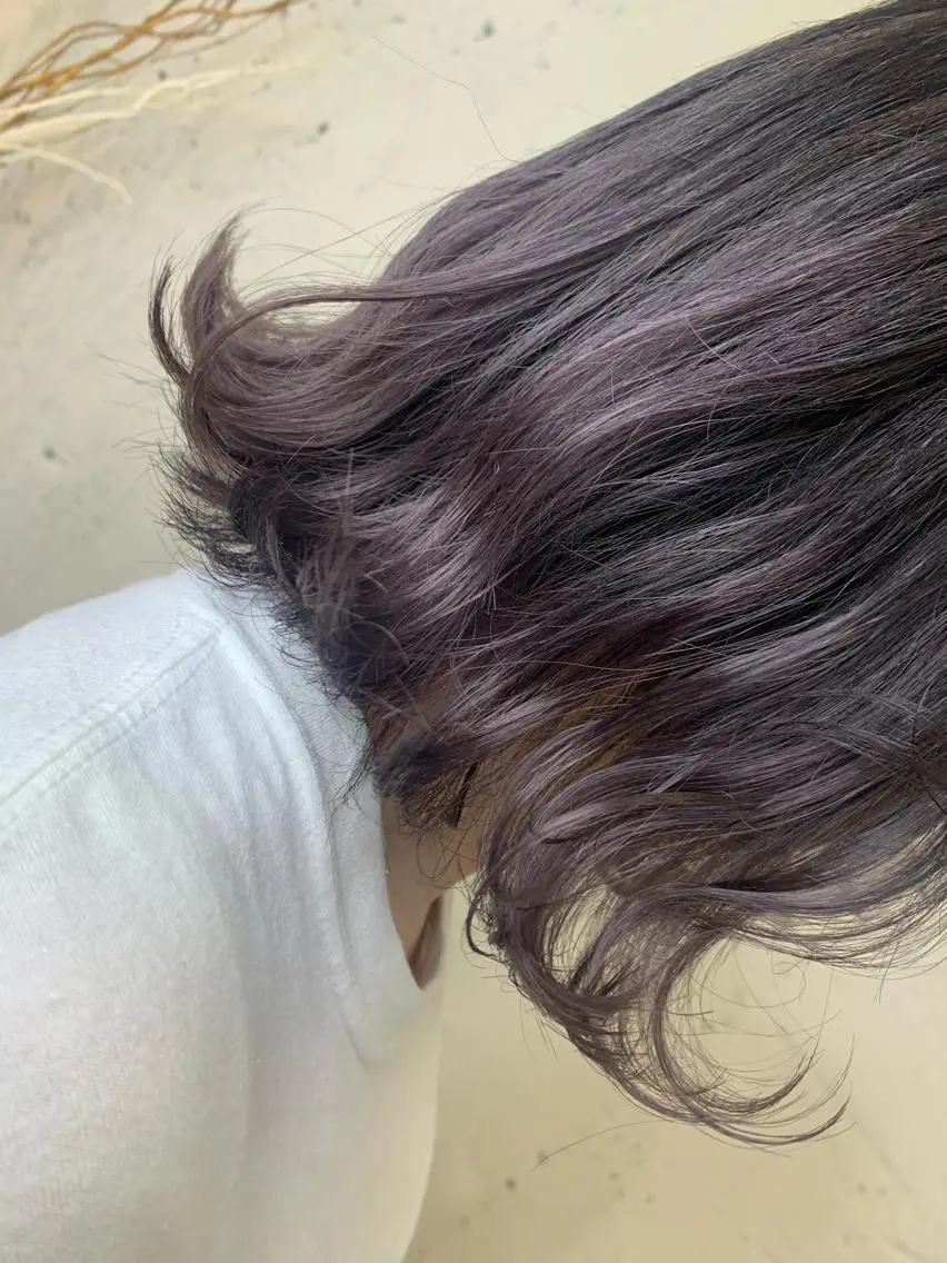 ショート カラー 透明感ハイトーン🦄 キラ🌈のヘアスタイル