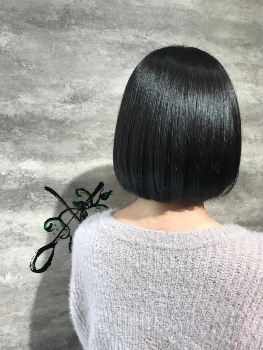 ショート カラー 黒髪 ブルーカラー ブルーブラック ボブ 🫟Blanco🫟 Color&Careのヘアスタイル