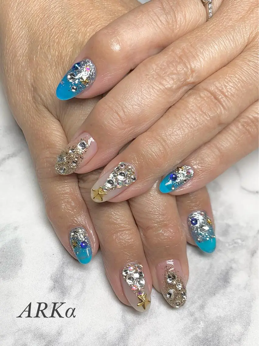 ミディアム ハンドネイル Nailsalon ARKαのネイルデザイン