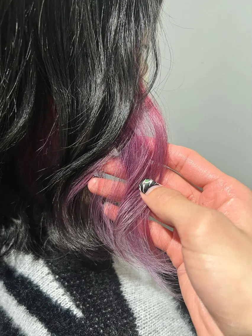 ミディアム カラー イヤリングカラー ピンクカラー ヘアカラー トリートメント ヘッドスパ カラースペシャリスト しょう🧑🏼🎨のヘアスタイル