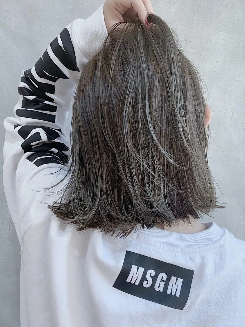 ショート カラー アディクシーカラー ブリーチ ケアブリーチ ダブルカラー ハイライトカラー MOU namba ムウナンバのヘアスタイル