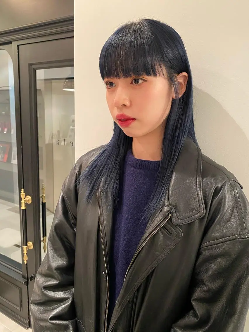 ミディアム カラー Tomoka🐶🌟 似合わせカット✂︎のヘアスタイル