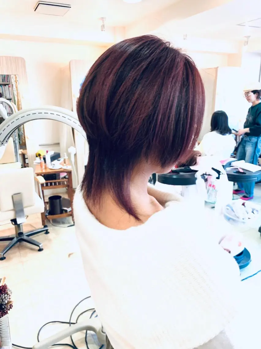 ミディアム ハイライト ウルフカット nishimura makotoのヘアスタイル