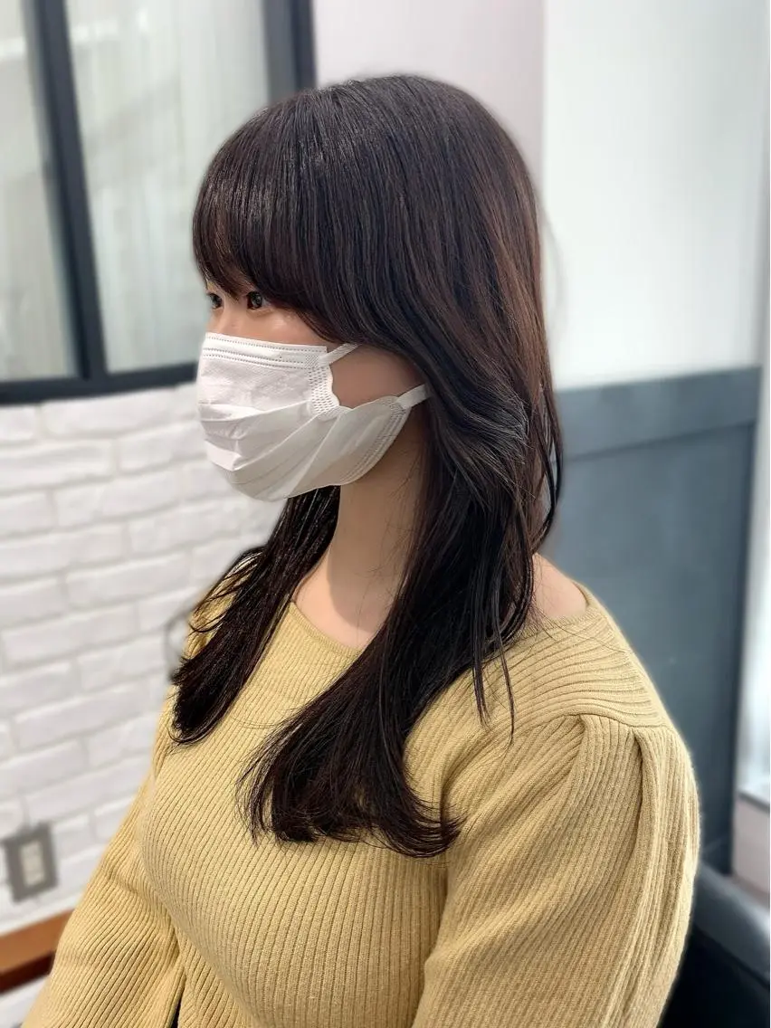 ミディアム カラー パーマ ヘアアレンジ メンズ キッズ ネイル マツエク・マツパ アイブロウ カット 縮毛矯正 レイヤーカット/ 巻ける縮毛矯正のヘアスタイル