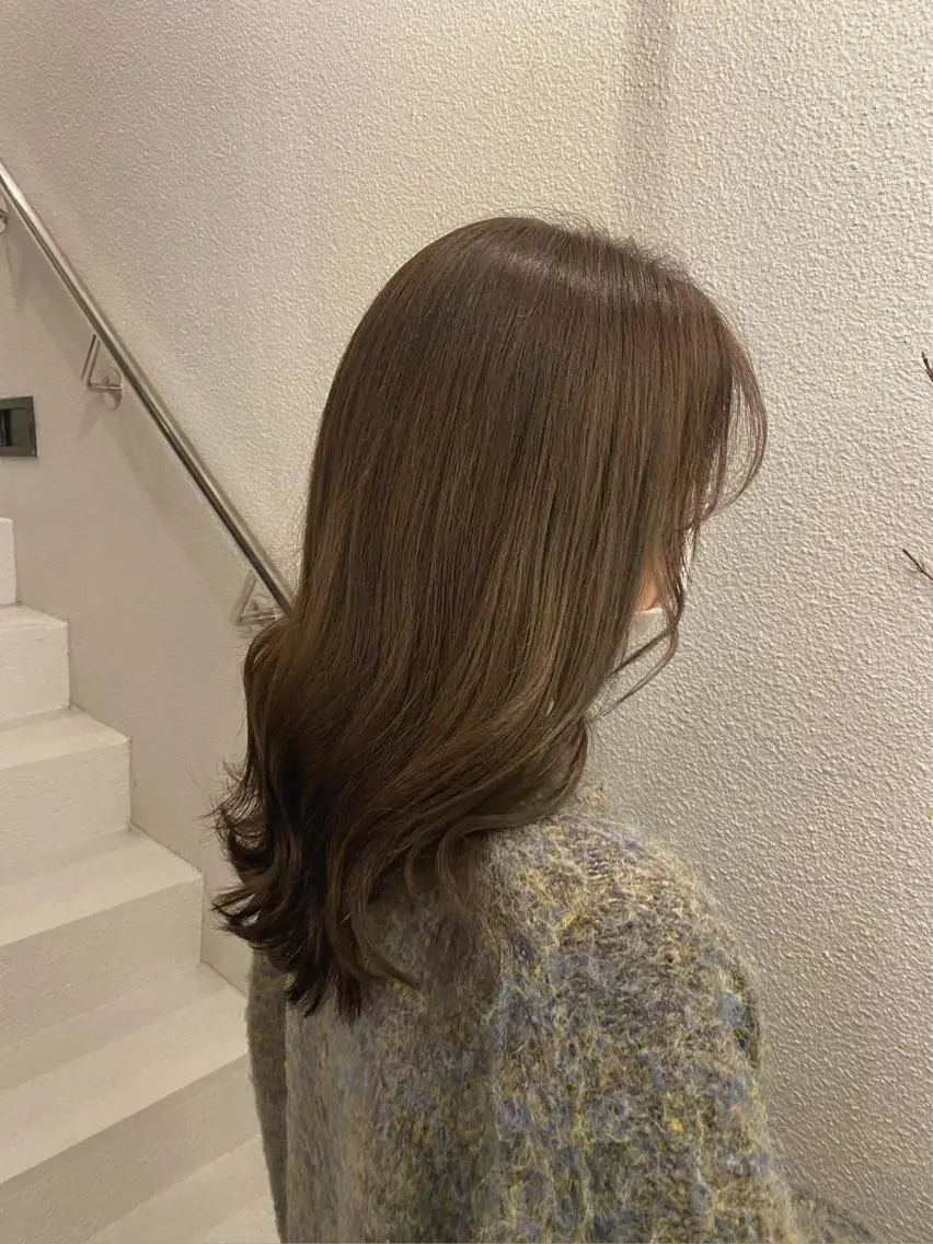 セミロング 小顔カット 🌿リョウカのヘアスタイル