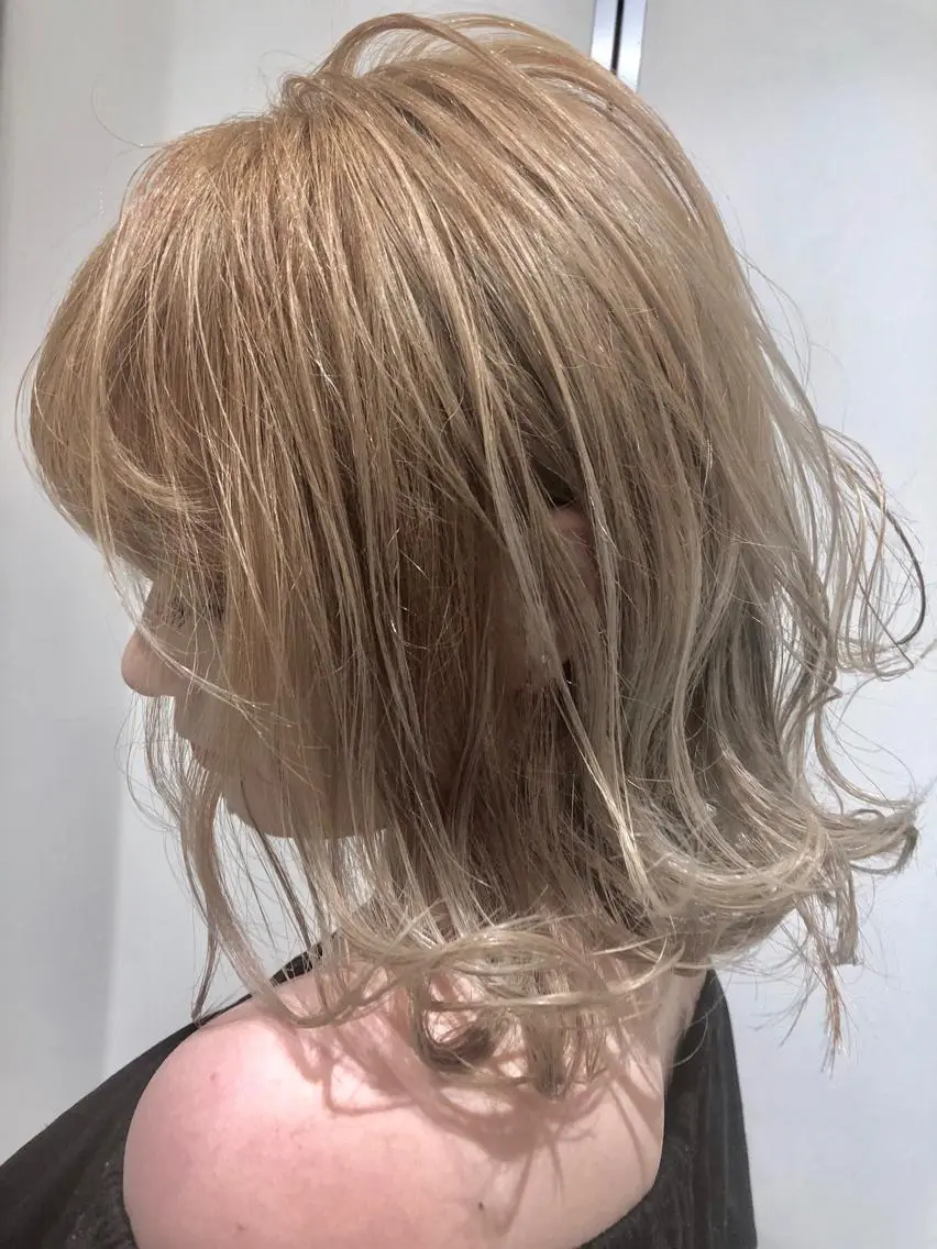 ショート カラー 店長 小池アキトのヘアスタイル