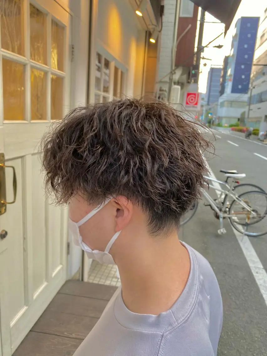 ミディアム パーマ メンズ ミディアムパーマ メンズパーマ ツイストスパイラルパーマ スパイラルパーマ 【メンズ特化】 ツツイリュウノスケのヘアスタイル